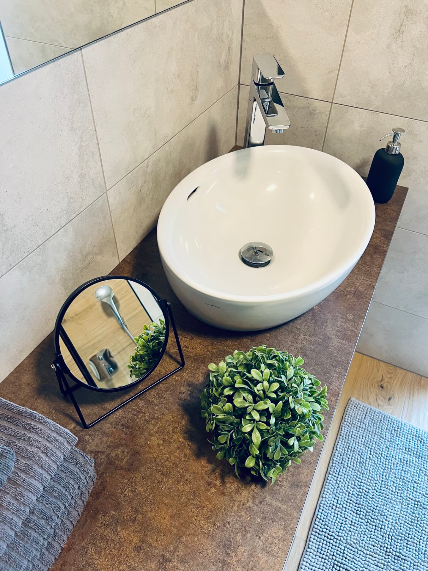 Wash basin in a HYGGE bathroom